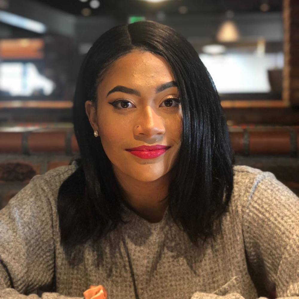 Meet your Posher, Janae